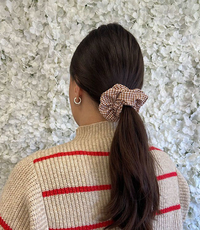 JA-NI Hair Accessories - Hair Scrunchies Medium, The Orange Thin Checkered